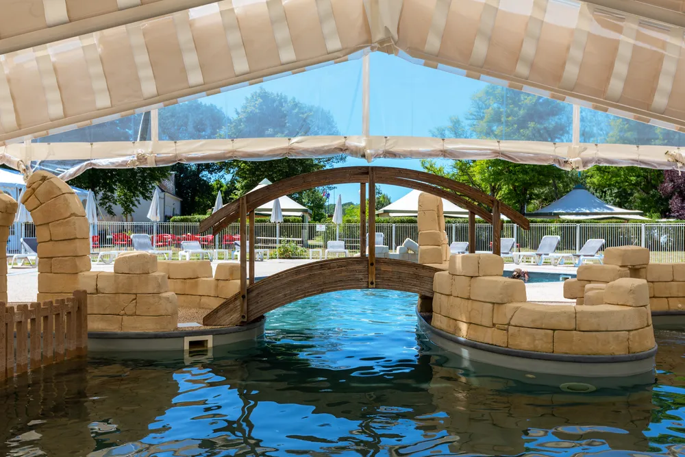 Wasserpark des Campingplatzes im Loiretal